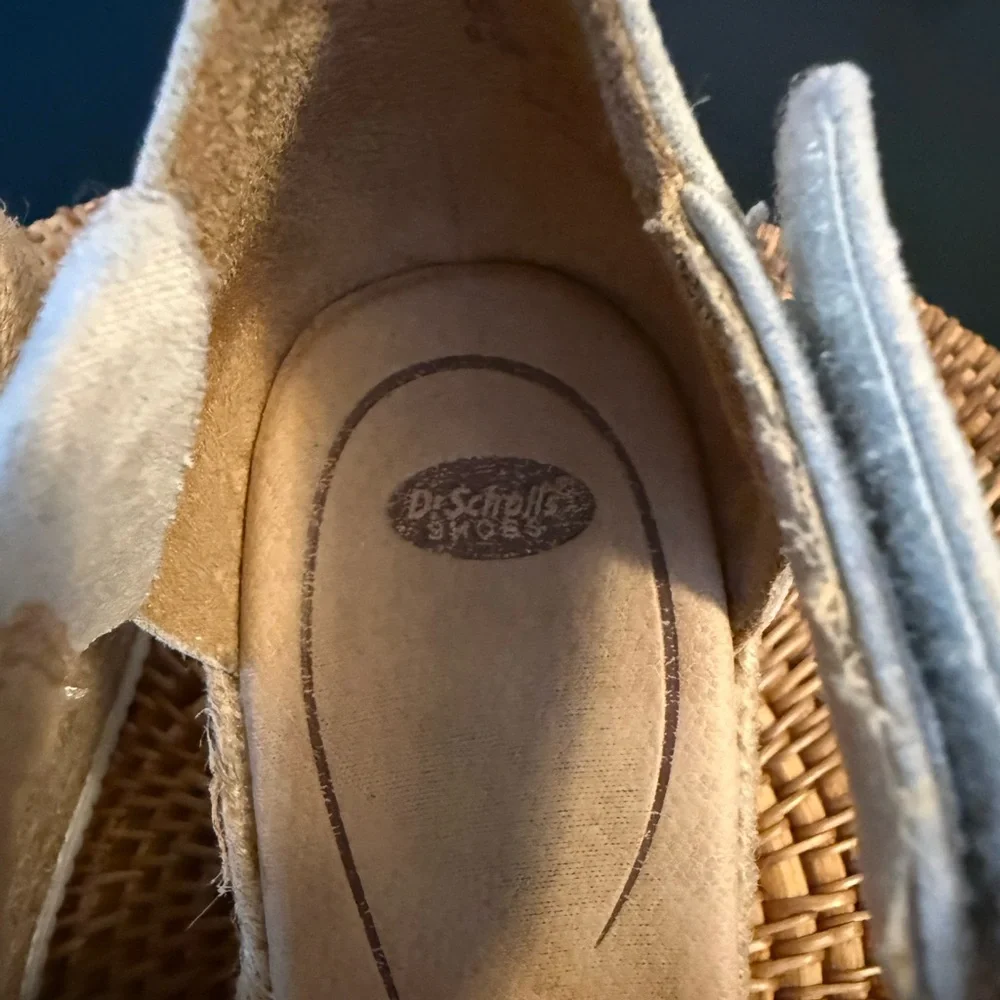 Dr. Scholl's Tan Wedge‎ Sandals